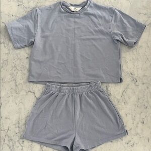 H&M Cropped Sweatshirt and Shorts Set